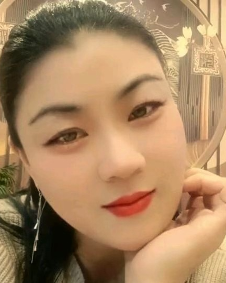 苓瑶